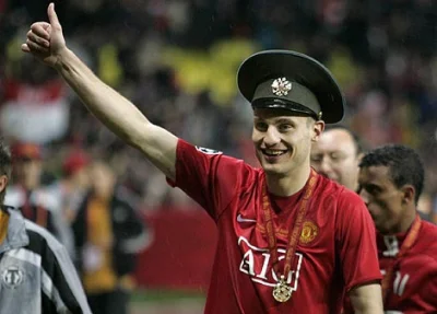 ryzu - @rMp77: Vidic dziś zagra swój ostatni mecz na Old Trafford jako zawodnika Manc...