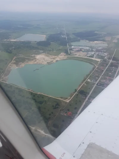 szajka - Taki oto zbiornik jest w okolicy Kielc :)
#kielce #lotnictwo