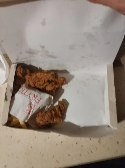 noyy - 01.01.2019 zamówiłem w KFC box'a Zinger+5 hot wings+frytki. Zamówienie o 18:18...