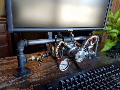 R2D2zSosnowca - Ciekawy motyw na stojak do monitora #steampunk