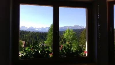AgniechaWykopuje - Kto ma taki wspaniały widok z okna?!
SPOILER

#dziendobry #eart...