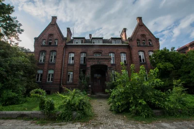 nightmeen - Dziś zapraszam was na moją fotorelację z opuszczonego szpitala na Śląsku....