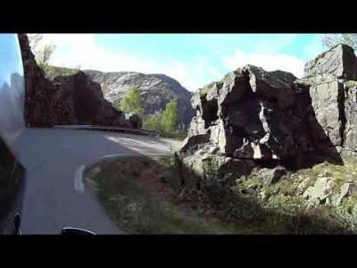PMV_Norway - @Castellano: motocyklem na dół