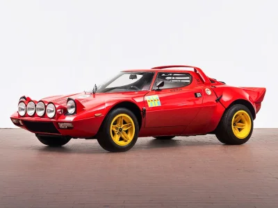 Zdejm_Kapelusz - Lancia Stratos 1977.

Lancia Stratos w sposób niezwykły połączyła ...