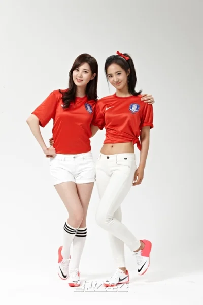 g.....i - #seohyun i #yuri z #snsd