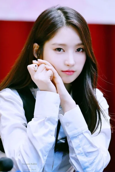 M.....m - #sihyeon #everglow #koreanka #azjatki #ladnapani