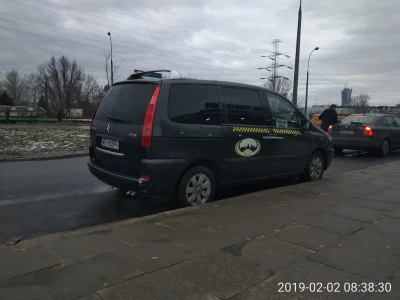 g.....i - Uważajcie Mirki, przy dworcu zachodnim stoi taka "taxi" z cennikiem 50 złot...