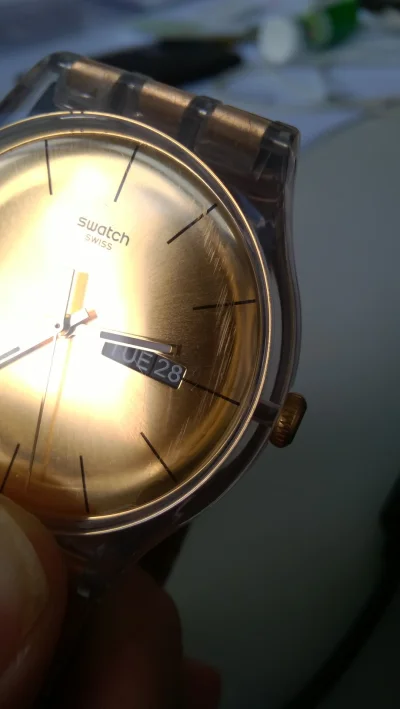 Skinnyp - Mirki, czy istnieje sposób na wypolerowanie plastikowego "szkła" zegarka? T...