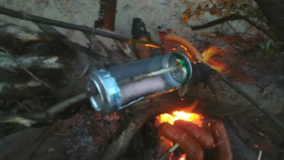 P.....k - Kto powiedział, że nie da się zrobić białej kiełbasy na ognisku? :) #gotujz...