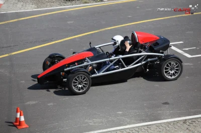 DEVIL-CARS - @DEVIL-CARS: Ariel Atom - auto ważące o 170 kg mniej niż najcięższy czło...