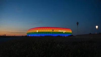 orle - Do Monachium!

Tam jest najwspanialszy piłkarski stadion świata zarządzany p...