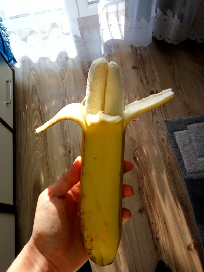 AndekQR - Dwa banany w jednym ( ͡º ͜ʖ͡º)
#nicistotnego