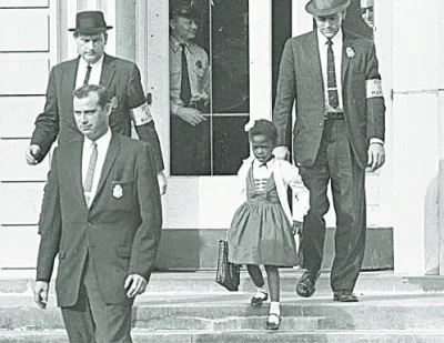 m.....- - @kaarp: A poza tym. To jest Ruby Bridges, pierwsze czarne dziecko, które po...