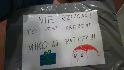 pamk22 - Mam nadzieję, że obsługa poczty zajmująca się moją paczką wierzy w Mikołaja ...