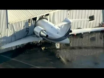 BArtus - #wiadomosci #wypadek #lotniczy 

Podczas testów silnika pasażerski odrzutowi...