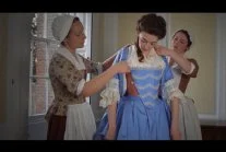 WuDwaKa - Proces ubierania kobiety w strój z XVIII wieku
 Dzisiaj wystarczy jedno lub...