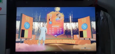 Poly - Picki słabe, ale już pierwsza paczka poprawiła mi humor (｡◕‿‿◕｡) #fut