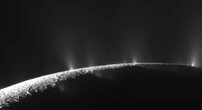 s.....w - Lodowe dżety strzelające z tygrysich pasów na powierzchni Enceladusa widzia...