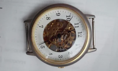radek233 - Mirki- orientuje się ktoś co to za zegarek? Przykuwa wzrok :v #watchboners...