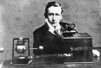 outsidre - 144 lata temu urodził się Guglielmo Marconi. Swoją drogą na tym zdjęciu wy...