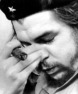 fredo2 - Ernesto Che Guevara przeglądający Wykop. Rzadkie zdjęcie.

#wykop #bekazpr...