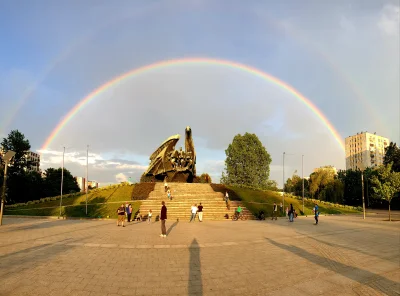 empe - Miał być pokaz modeli sterowanych ️ przed Pomnikiem Żołnierza Polskiego ale ni...