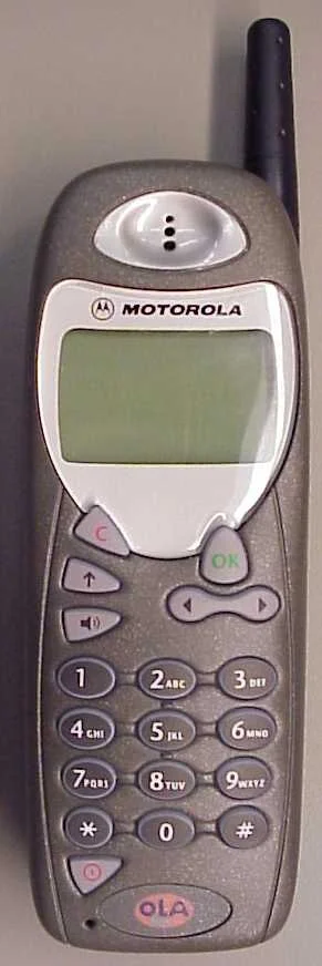 r.....h - #mojpierwszytelefon Motorola M3888 nie pamiętam z kiedy, ale w zestawie-wal...