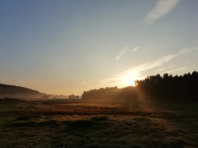 pawel_a23 - Polecam wstać o 4 rano, posłuchać jelenia w lesie i zobaczyć piękny wschó...