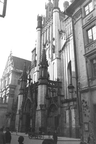 usprawniacz - tego nie wiedziałem: katedra warszawska miała kiedyś inne wejście #hist...