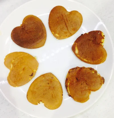 exdziewica - #gotujzwykopem #pancakes #serduszka #foodporn ##!$%@?