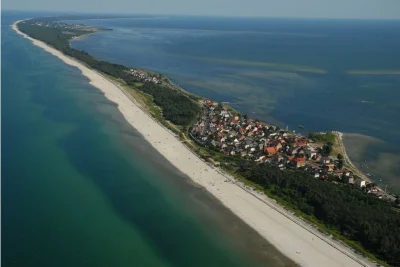 Rozpustnik - Bardzo fajny film! Ta miejscowość co była na większości filmu to Kuźnica...