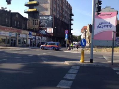 ESKA_INFO - #Katowice PILNE: Plac Wolności zamknięty, bo ktoś... podłożył tu bombę!