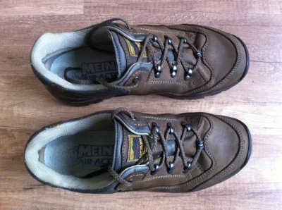 tomek860827 - @Old_Postman: Jeśli szukasz wytrzymałych butów, to Meindl robi nieznisz...