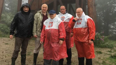 Hahazard - Nie wiem czy już ktoś o to pytał, ale gdzie można kupić peleryny JarKacza ...