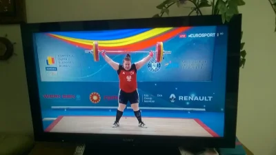 marcinnosek - @Ciuliczek: dziwne, wczoraj w Bukareszcie ważyła jeszcze 142.45kg...

...