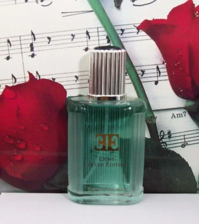 drlove - #150perfum #perfumy 109/150

Escada pour Homme Light Silver Edition (1997)...