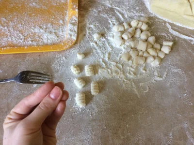 Toniezarzutka - Prawilne domowe gnocchi, nie jakieś gowno ze sklepu (｡◕‿‿◕｡)
#gotowa...