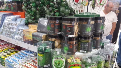 krushers - #czechy #thc czy ciastka sprzedawane w sklepach jako te z marihuana zawier...
