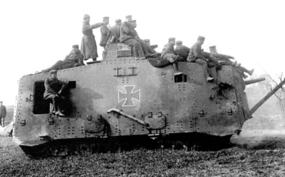 HaHard - Jeden z zaledwie dwudziestu wyprodukowanych sztuk - niemiecki czołg ciężki P...