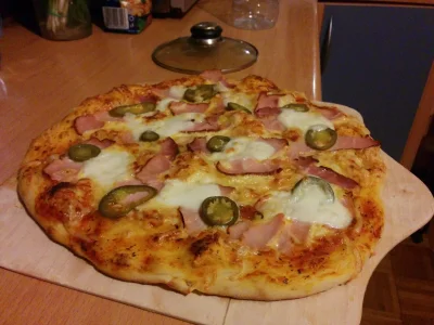 AdrianoD - #pizza #pizzaportal #gotowanie #gotujzwykopem prawilna pizza ktora wlasnie...