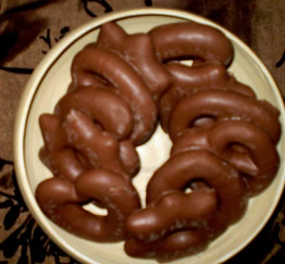 Heninger - plusujesz = szanujesz 

pierniki w czekoladzie są pycha ʕ•ᴥ•ʔ
 
#glupi...