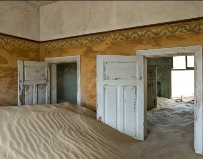 cheeseandonion - Opuszczony dom gdzies posrod piasków południowej Namibii ( ͡° ͜ʖ ͡°)...
