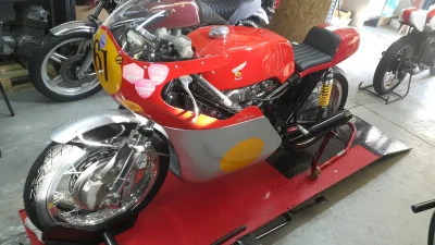 Dymass - Jest i ONA! Honda Drixton CB500, ori MotoGP z lat 70tych :D drugie w kom. #m...