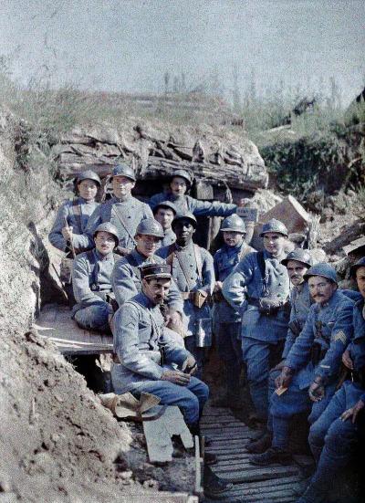 kuba70 - @Keris: Istnieją kolorowe (nie koloryzowane) zdjęcia z I wojny, na ich podst...