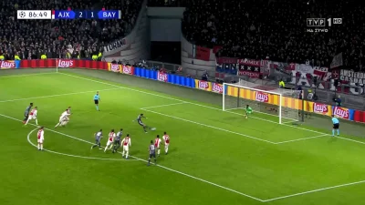 Ziqsu - Robert Lewandowski (rzut karny)
Ajax - Bayern 2:[2]

#mecz #golgif #golgif...