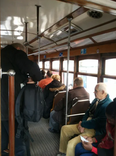 polik95 - Przejazdzka zabytkowym tramwajem w Lizbonie odbyta
#polikwporto (aktualnie ...