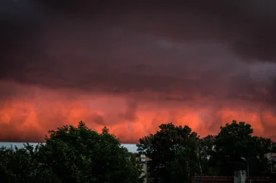 Nicrame - Ciekawe niebo u mnie dzisiaj... #sky #chmury #skyboners #niebo