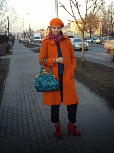 LittleStranger - #faszynfromraszyn #modadamska #moda #stylizacja To jest dziewczyna, ...