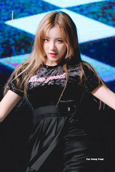 M.....m - #yuqi #gidle #koreanka #chinka #azjatki #ladnadziewczyna