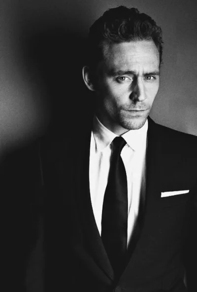 Skaje - Dzień dobry #rozowepaski 
#tomhiddleston #ladiesboners #ladnypan